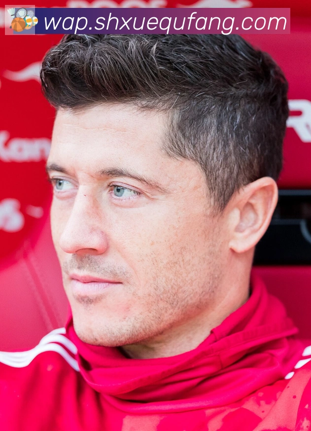 劳塔罗·马丁内斯